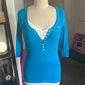 Hollister Y2K Henley vintage top